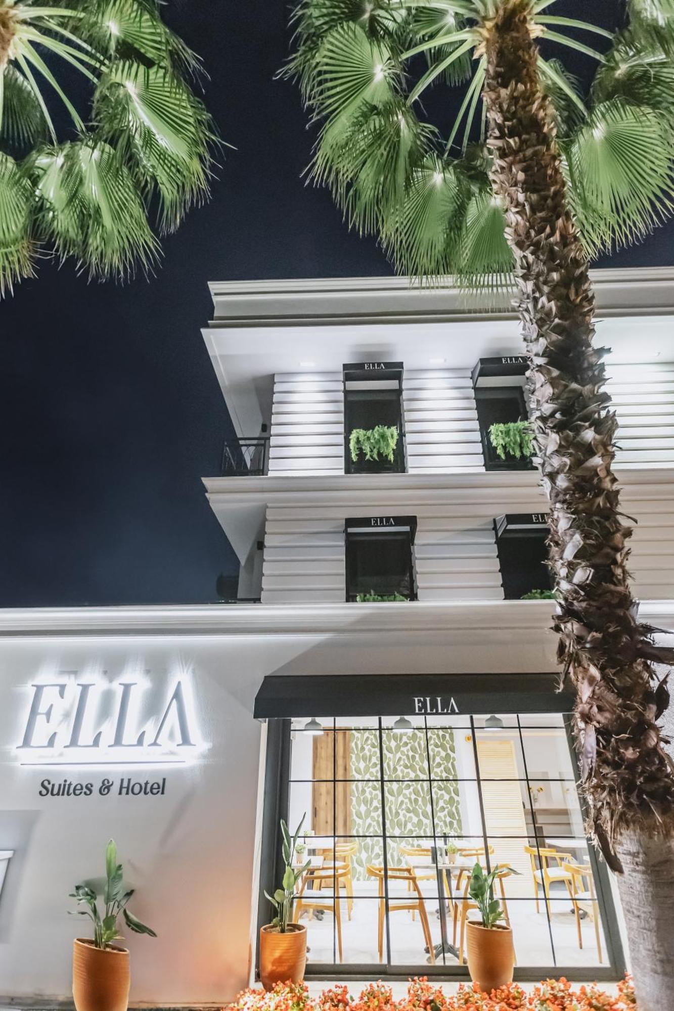 Ella Готель